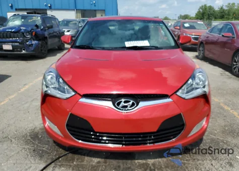 2013 Hyundai Veloster z USA, uszkodzony, nr VIN KMHTC6AD5DU109816